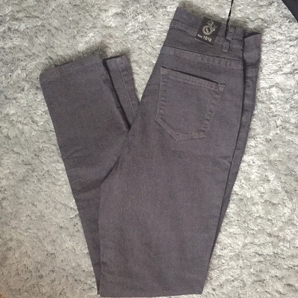 Fashion Nova The Right Angle skinny jeans.